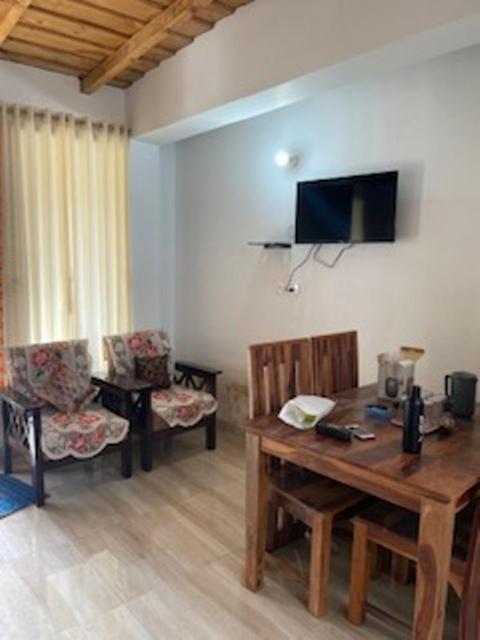 Kafal Tree Home Stay - Pet Friendly Bhowali Exteriér fotografie